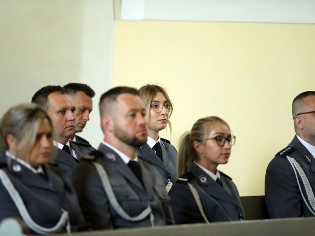 Święto policji. Ksiądz Czerwiński: Dziękujemy Bogu za waszą służbę i dobro [ZDJĘCIA]