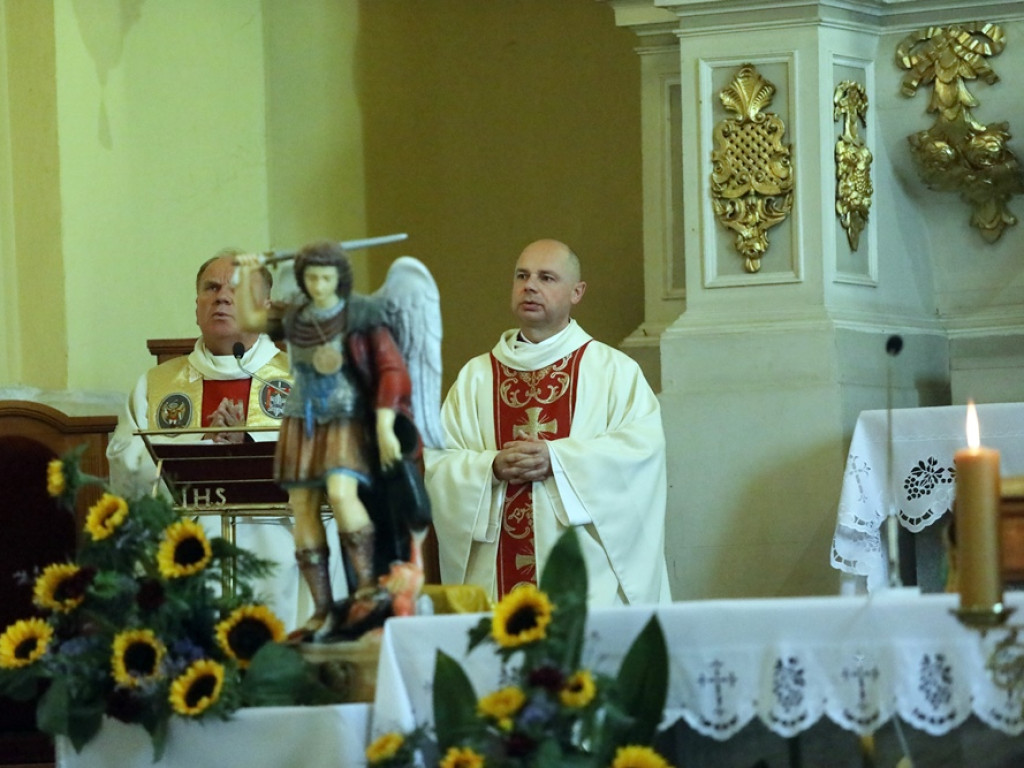 Święto policji. Ksiądz Czerwiński: Dziękujemy Bogu za waszą służbę i dobro [ZDJĘCIA]