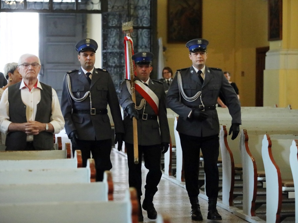 Święto policji. Ksiądz Czerwiński: Dziękujemy Bogu za waszą służbę i dobro [ZDJĘCIA]