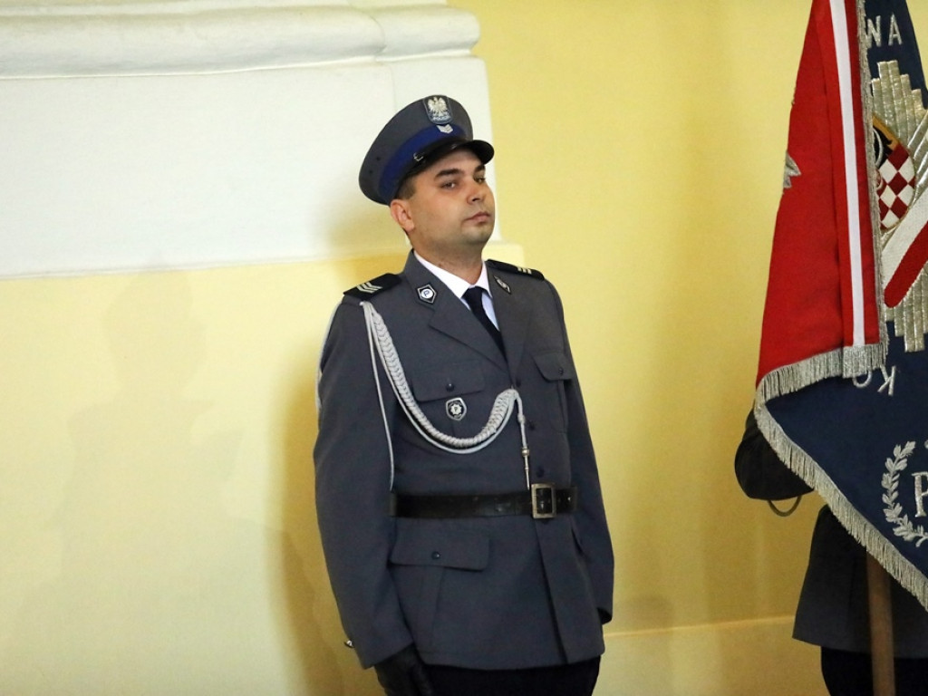 Święto policji. Ksiądz Czerwiński: Dziękujemy Bogu za waszą służbę i dobro [ZDJĘCIA]