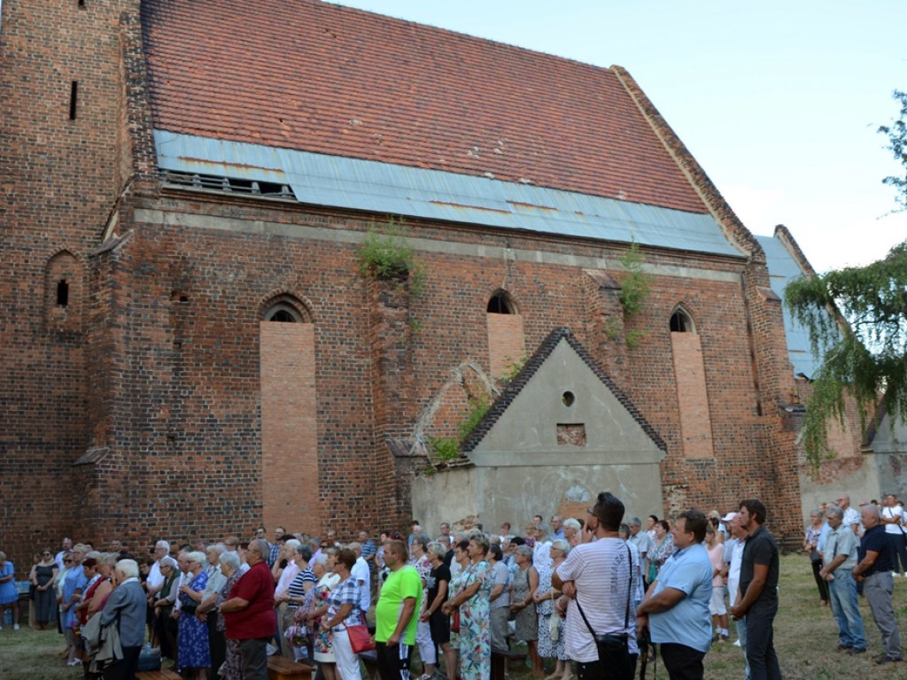Teresa i Tadeusz 50 lat temu wzięli ślub w kościele w Rapocinie [ZDJĘCIA]