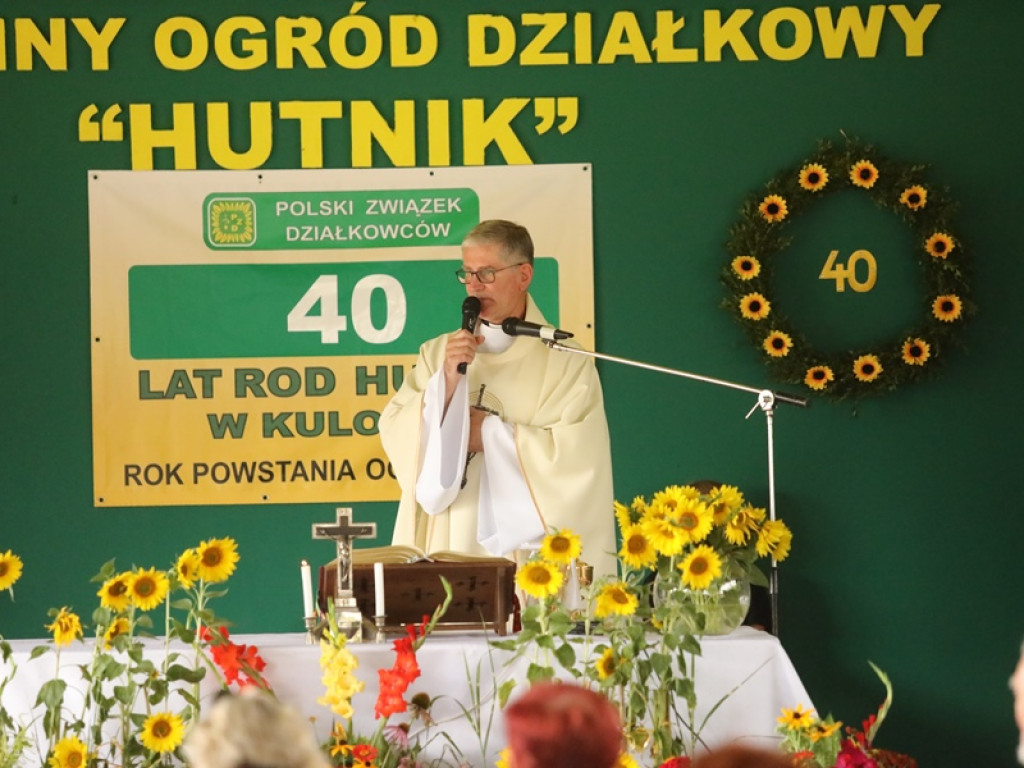 Jubileusz 40-lecia ROD Hutnik w Kulowie. Z tej okazji odnowili ołtarz [ZDJĘCIA]
