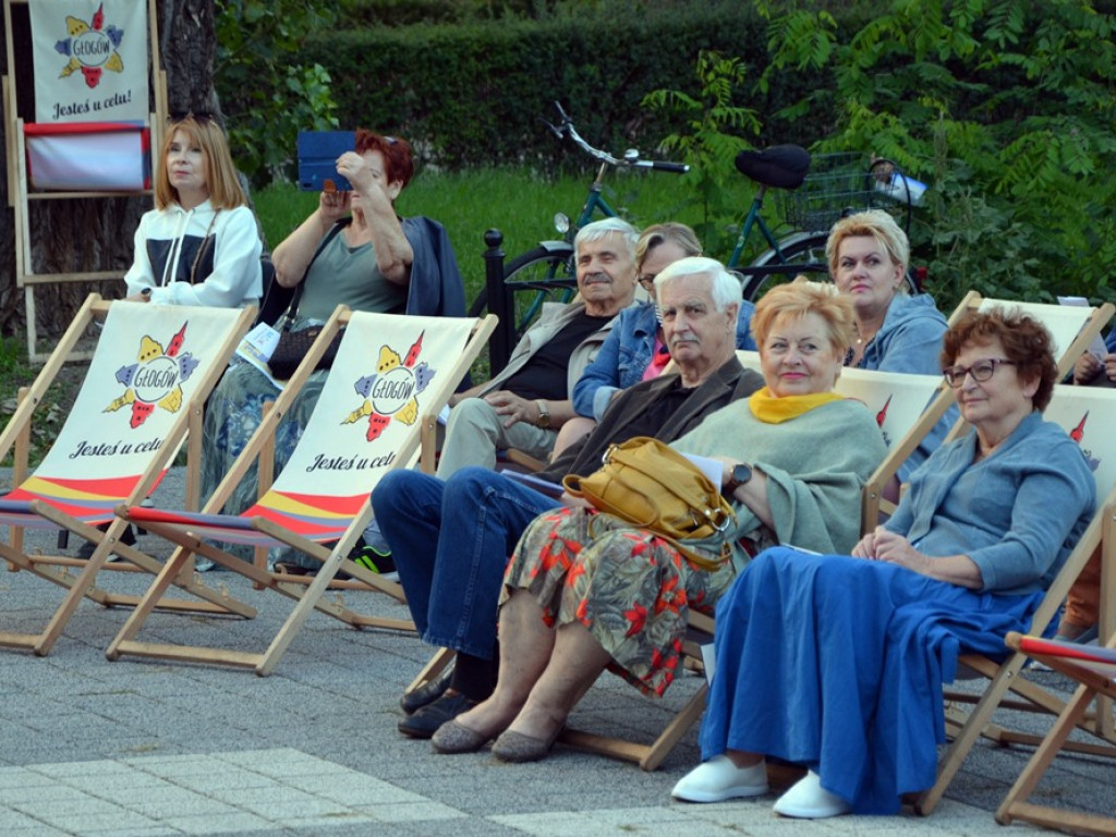 Taki koncert przy fontannie! Muzyki słuchało tam wielu głogowian [ZDJĘCIA]