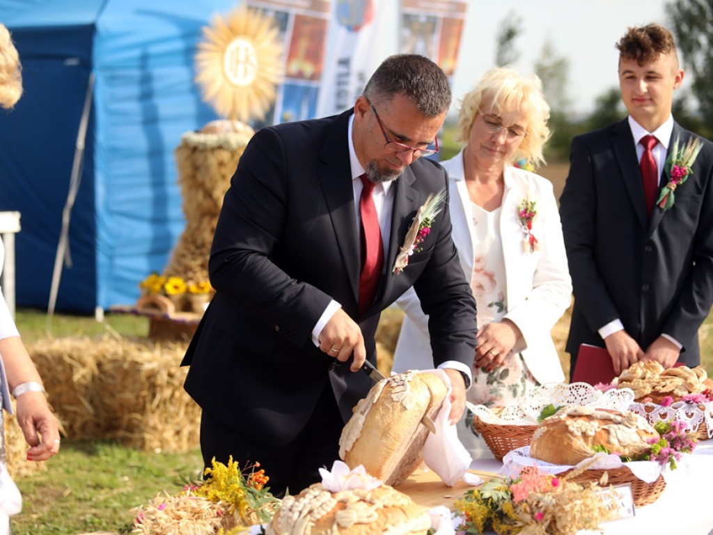 Dziękowali za plony rolnikom. Tak wyglądały dożynki w Zabielu [ZDJĘCIA]