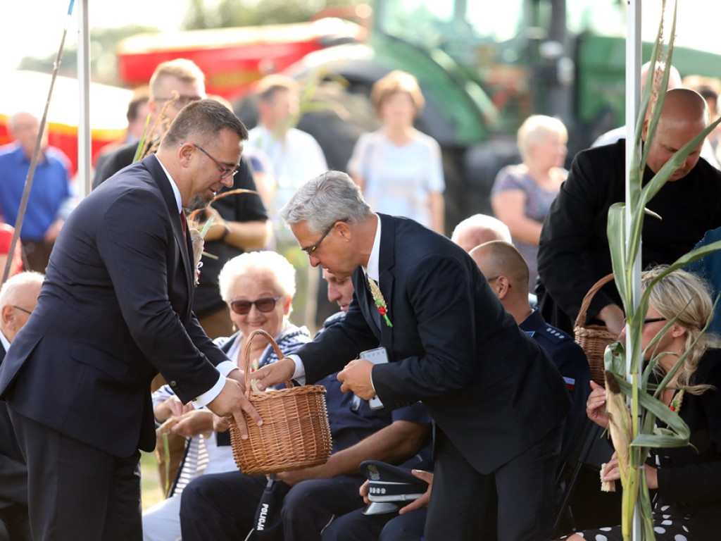 Dziękowali za plony rolnikom. Tak wyglądały dożynki w Zabielu [ZDJĘCIA]