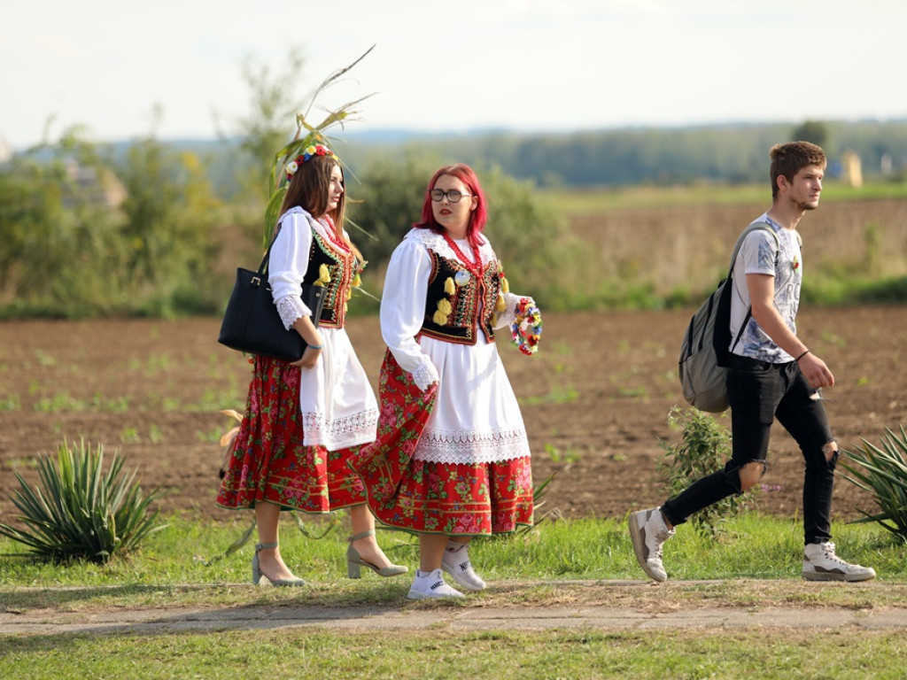 Dziękowali za plony rolnikom. Tak wyglądały dożynki w Zabielu [ZDJĘCIA]