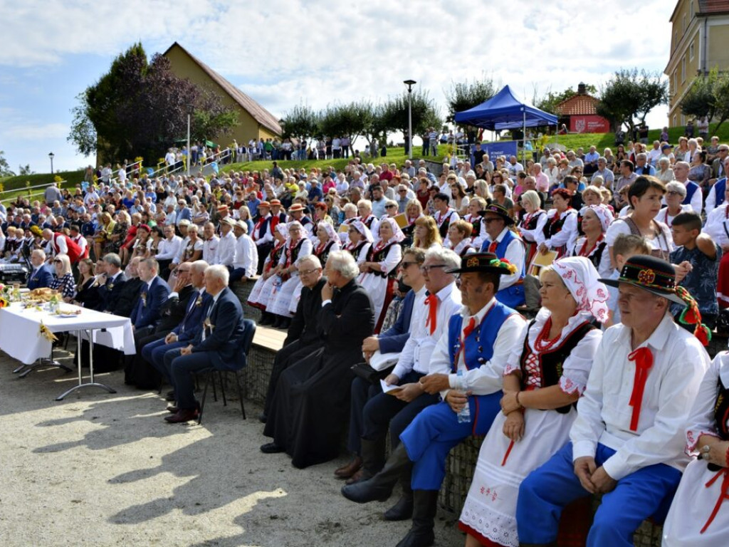 Dożynki w Grodowcu [Zdjęcia]