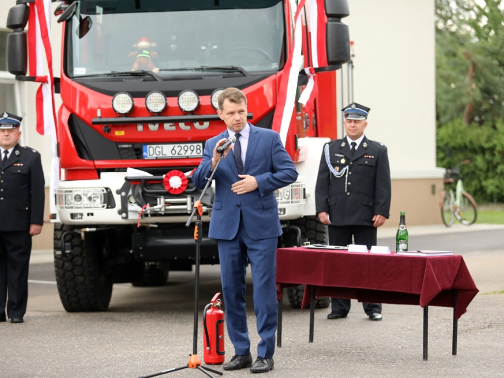Nowe wozy poświęcone. 