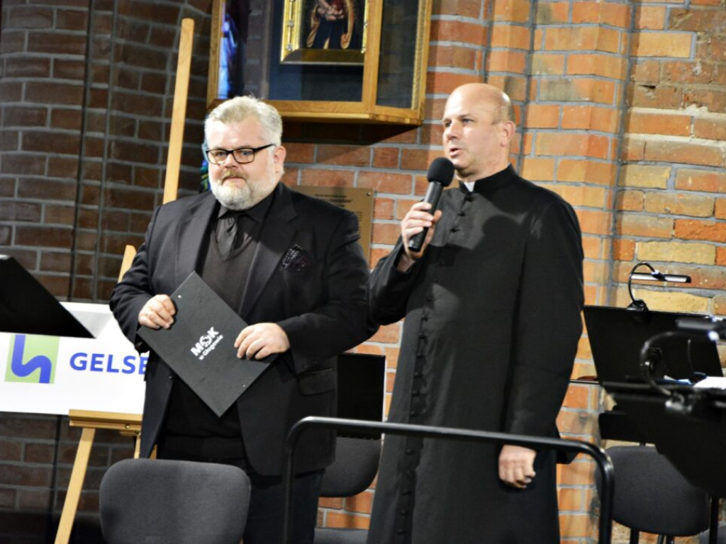 Władza i namiętność. Koncert w Kolegiacie [Zdjęcia]