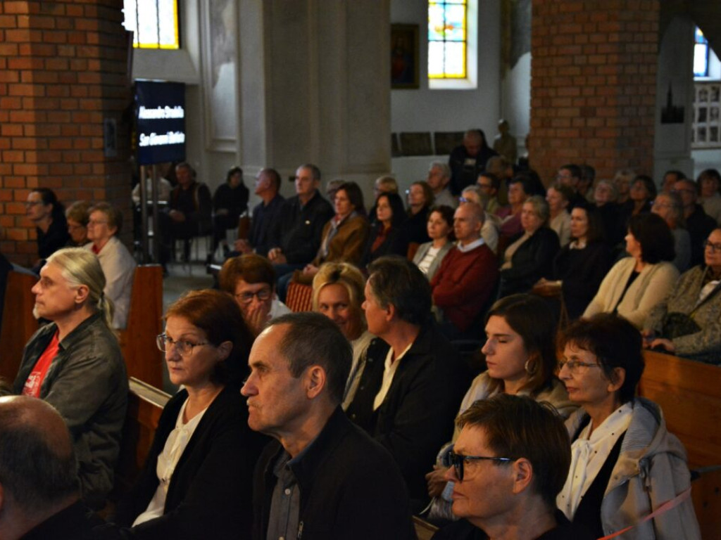 Władza i namiętność. Koncert w Kolegiacie [Zdjęcia]