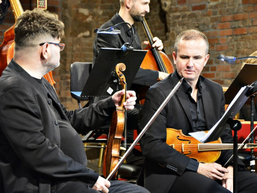 Władza i namiętność. Koncert w Kolegiacie [Zdjęcia]