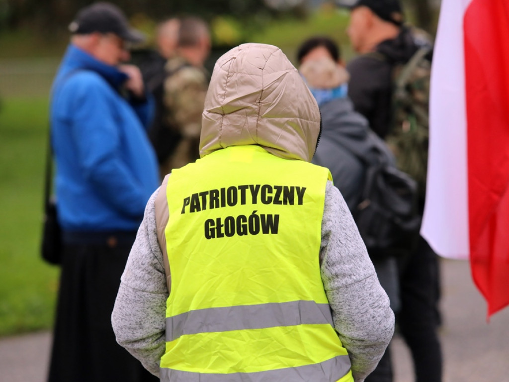 Modlą się o ojczyznę. Patriotyczna pielgrzymka ruszyła do Jakubowa [ZDJĘCIA]
