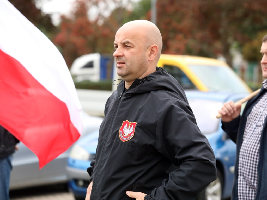 Modlą się o ojczyznę. Patriotyczna pielgrzymka ruszyła do Jakubowa [ZDJĘCIA]