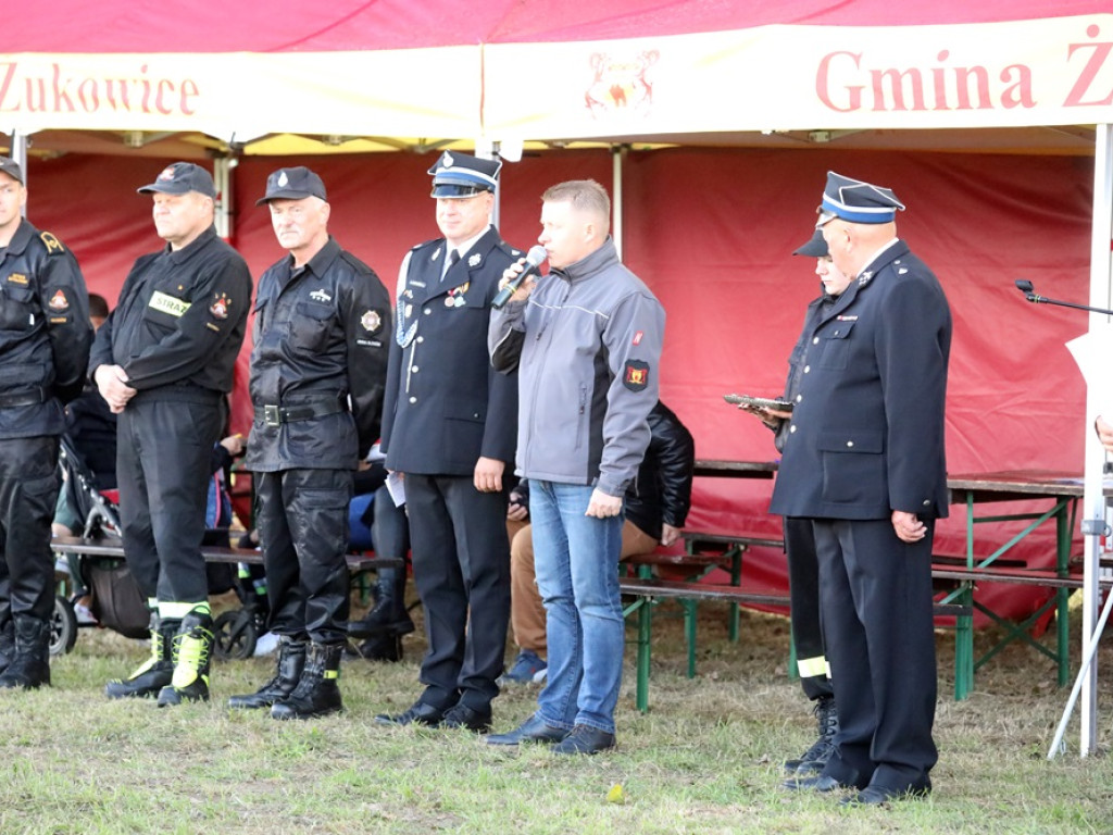 Strażacy ochotnicy świetnie się bawią i rywalizują [ZDJĘCIA]