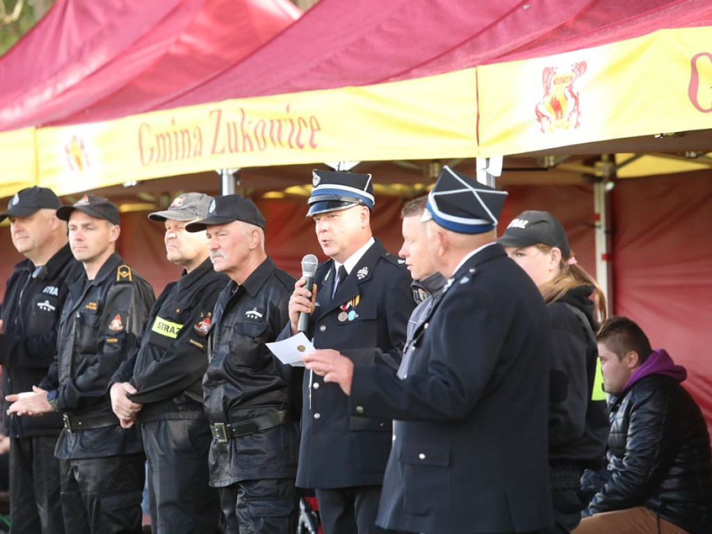 Strażacy ochotnicy świetnie się bawią i rywalizują [ZDJĘCIA]