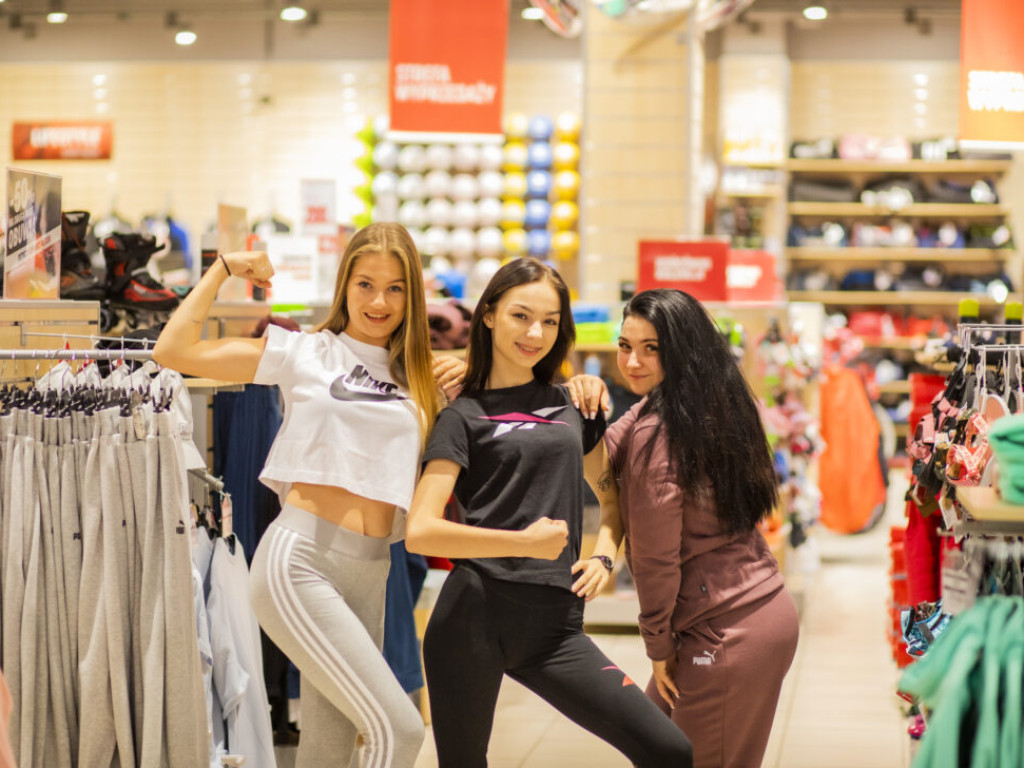Wybieramy Miss MyGlogow 2022. Zobaczcie jak dziewczyny poradziły sobie na sesji! [ZDJĘCIA]