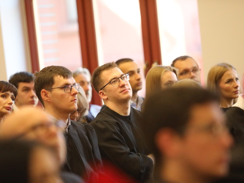 Inauguracja roku akademickiego. Rektor Rusak: By studia były pięknym okresem waszego życia [ZDJĘCIA]