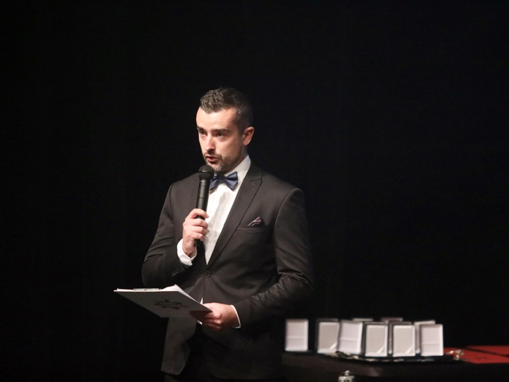Medale i wyróżnienia w Dniu Edukacji Narodowej [ZDJĘCIA]