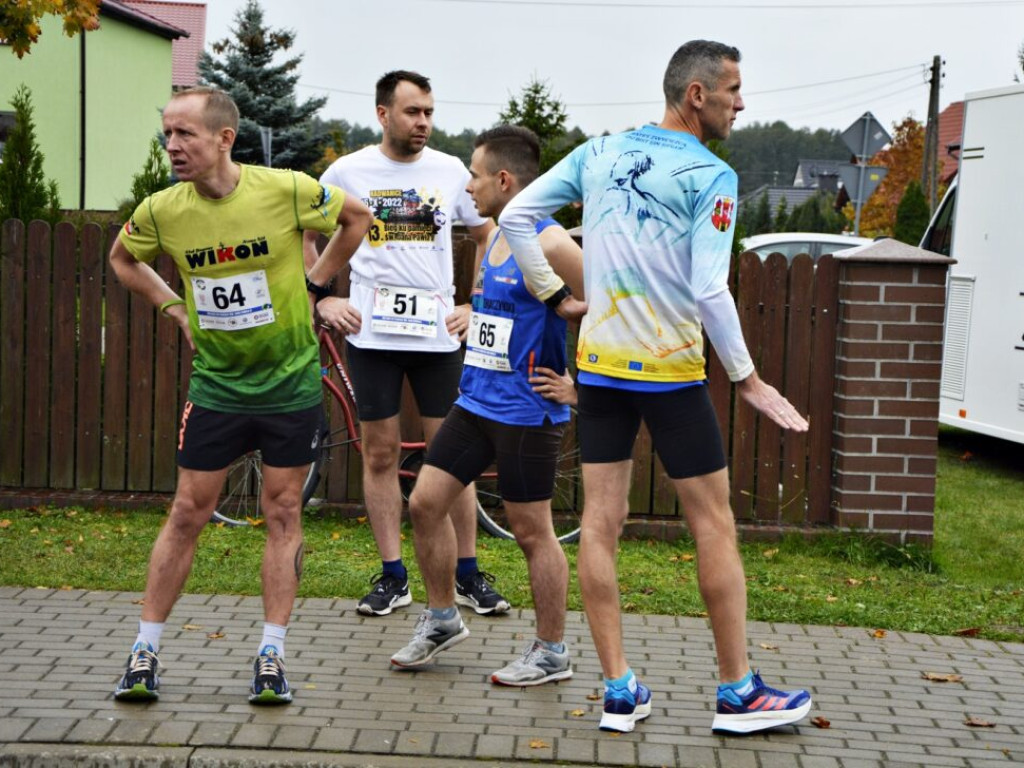 Pogoda idealna dla zawodników. Bieg papieski w Radwanicach [Zdjęcia]