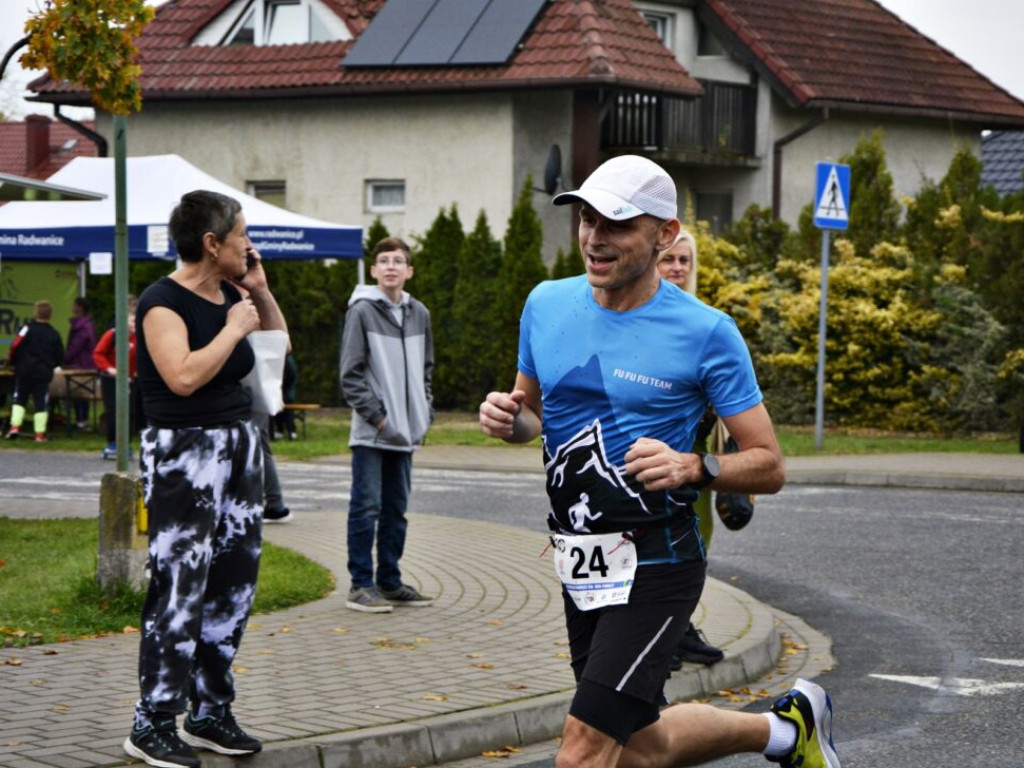 Pogoda idealna dla zawodników. Bieg papieski w Radwanicach [Zdjęcia]