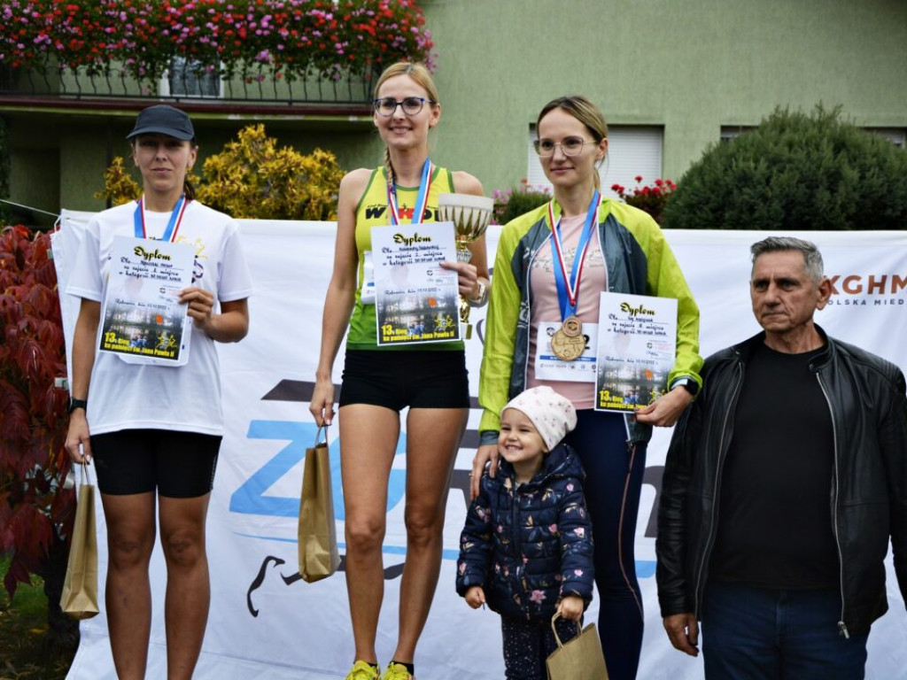 Pogoda idealna dla zawodników. Bieg papieski w Radwanicach [Zdjęcia]