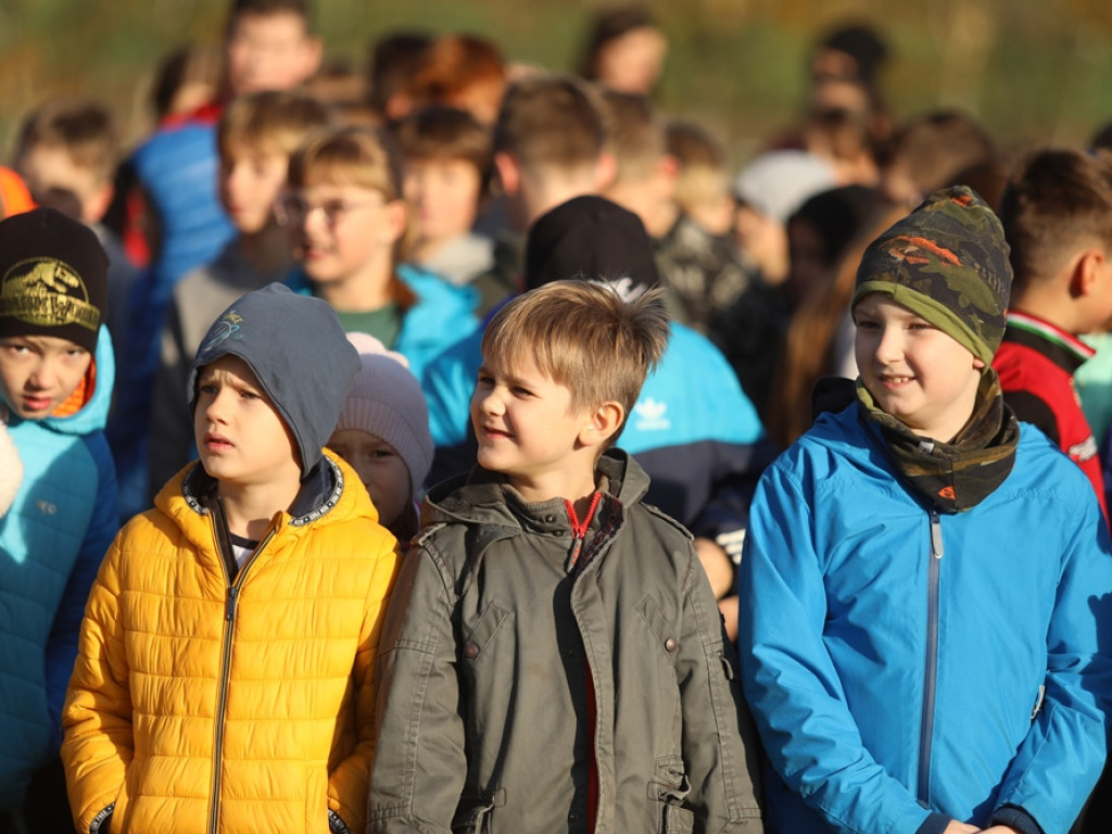 Uczniowie biegali na boisku w Jaczowie [ZDJĘCIA]