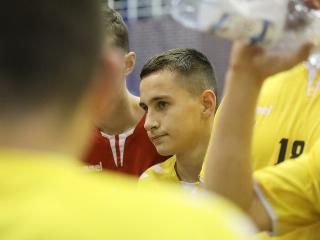 Trener Blacha: W drugiej połowie wróciliśmy do meczu, ale wtedy pojawił się stres [ZDJĘCIA]