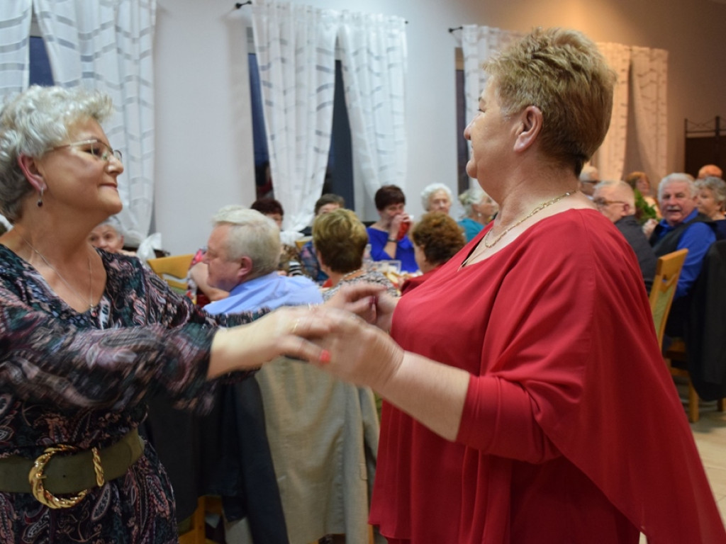 Świetna zabawa seniorów z Grębocic [ZDJĘCIA]