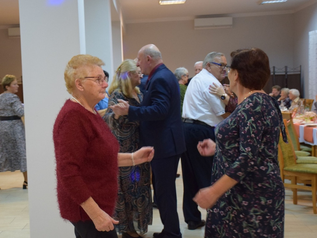 Świetna zabawa seniorów z Grębocic [ZDJĘCIA]