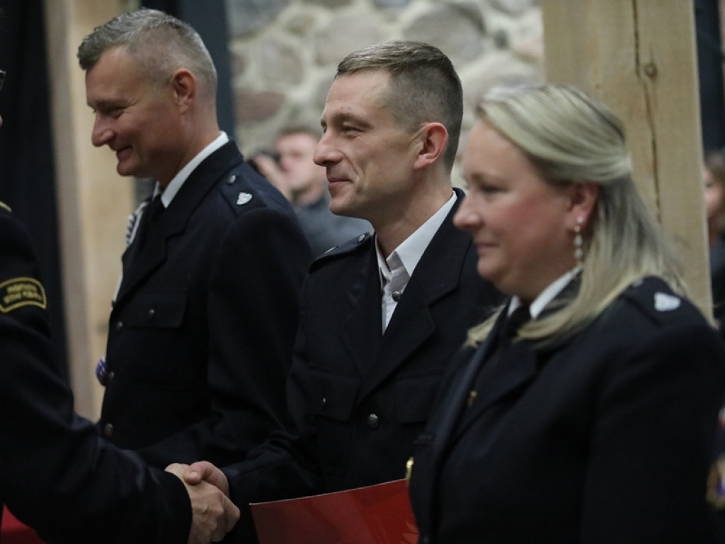 Otrzymali promesy na młodzieżowe drużyny strażackie [ZDJĘCIA]