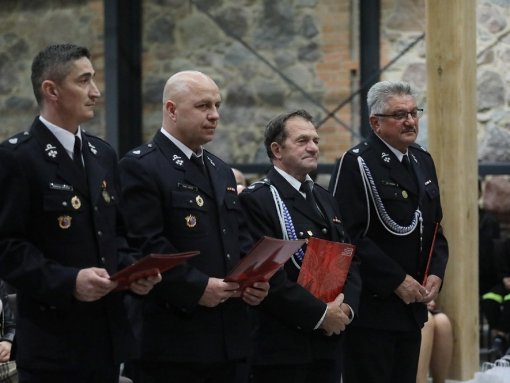 Otrzymali promesy na młodzieżowe drużyny strażackie [ZDJĘCIA]