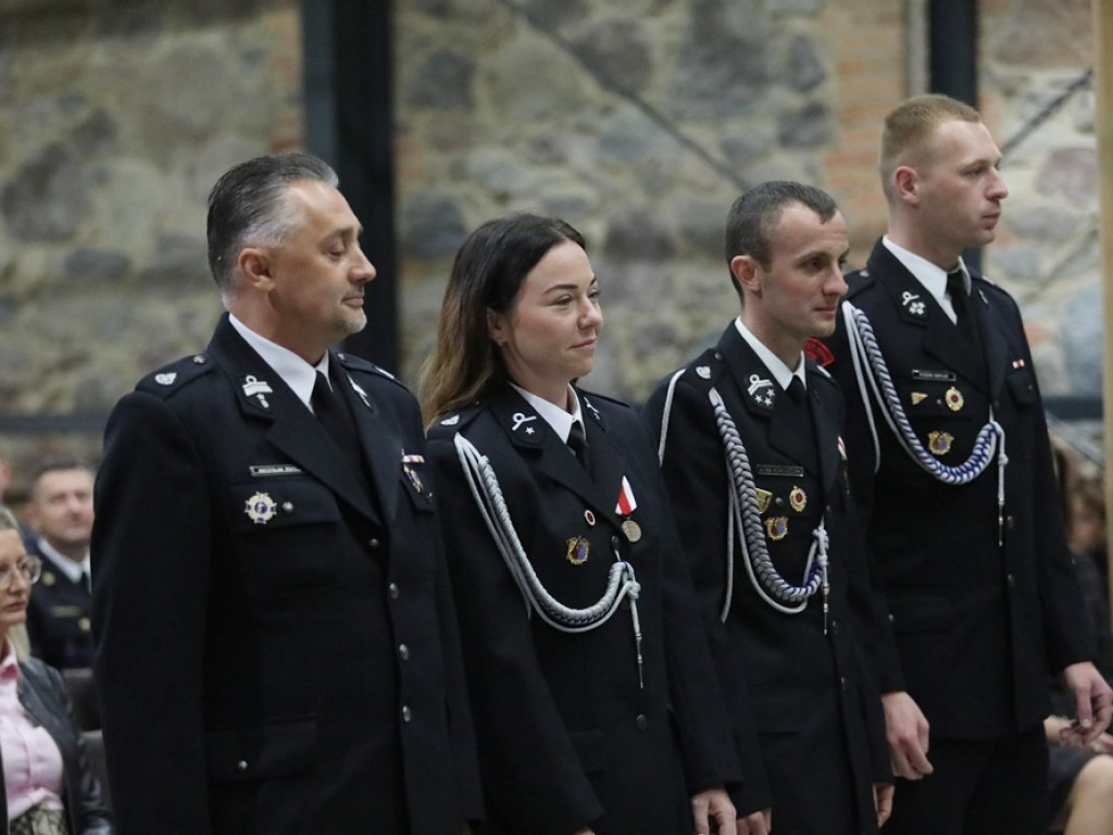 Otrzymali promesy na młodzieżowe drużyny strażackie [ZDJĘCIA]