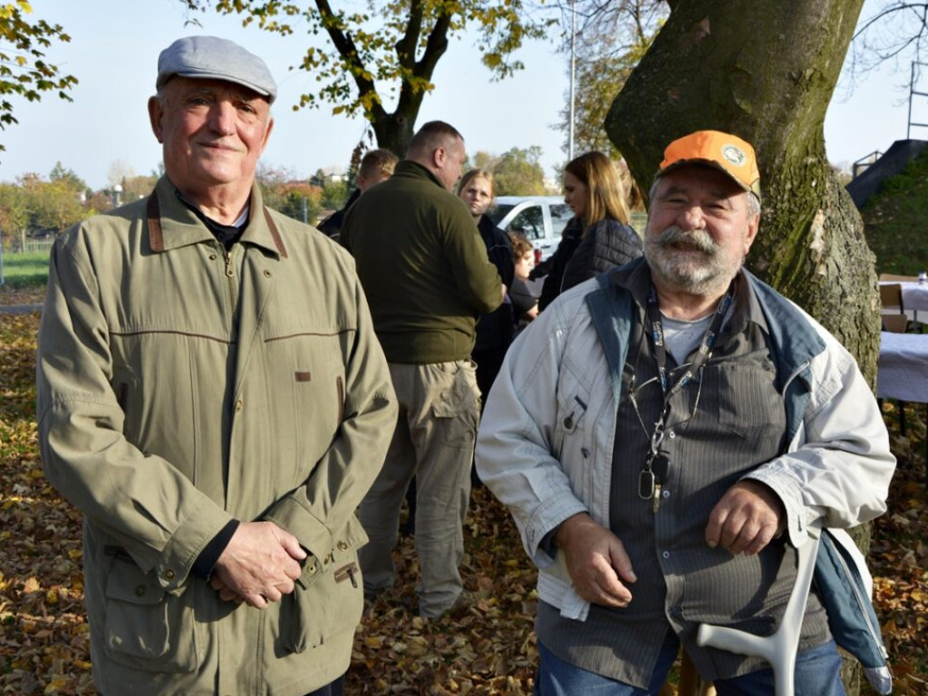 Artylerzyści i młodzież chwycili za broń. Zawody strzeleckie [Zdjęcia]