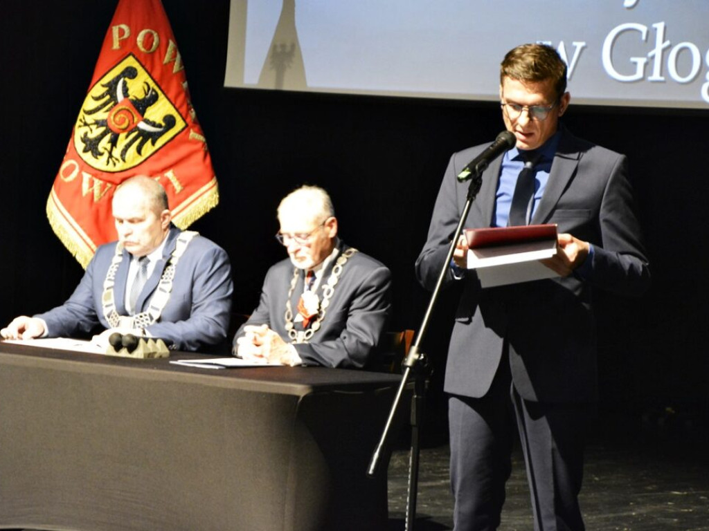 Jeździł rowerem i przekazywał miłość. Ksiądz Walkowiak z tytułem 