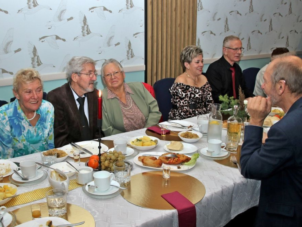 W Sławie bawili się emeryci i renciści [Zdjęcia]