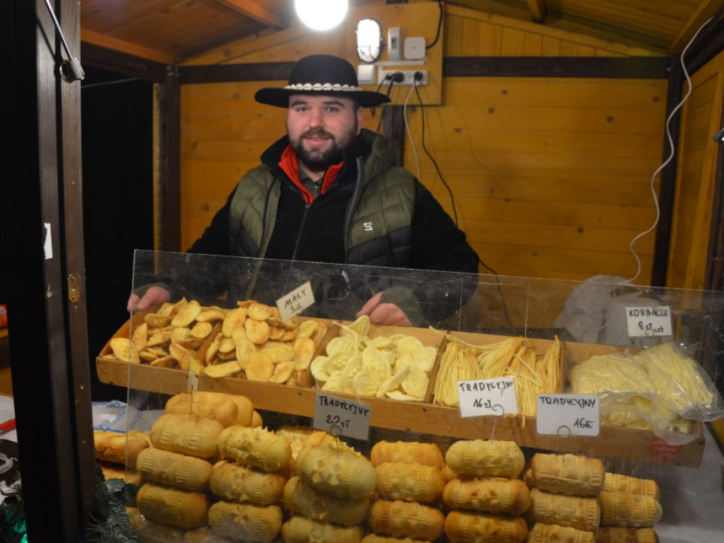 Jarmark trwa! Głogowianie dobrze się bawią [Zdjęcia]