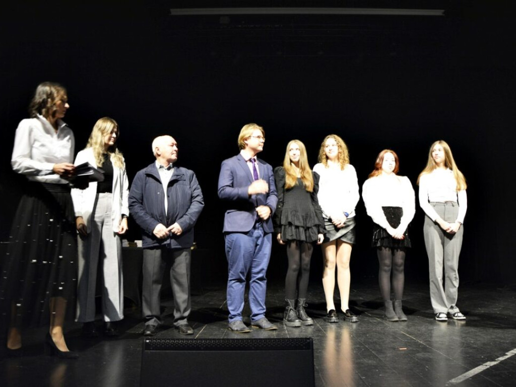 Najlepsi otrzymali stypendia. Uroczysta gala w teatrze [Zdjęcia]