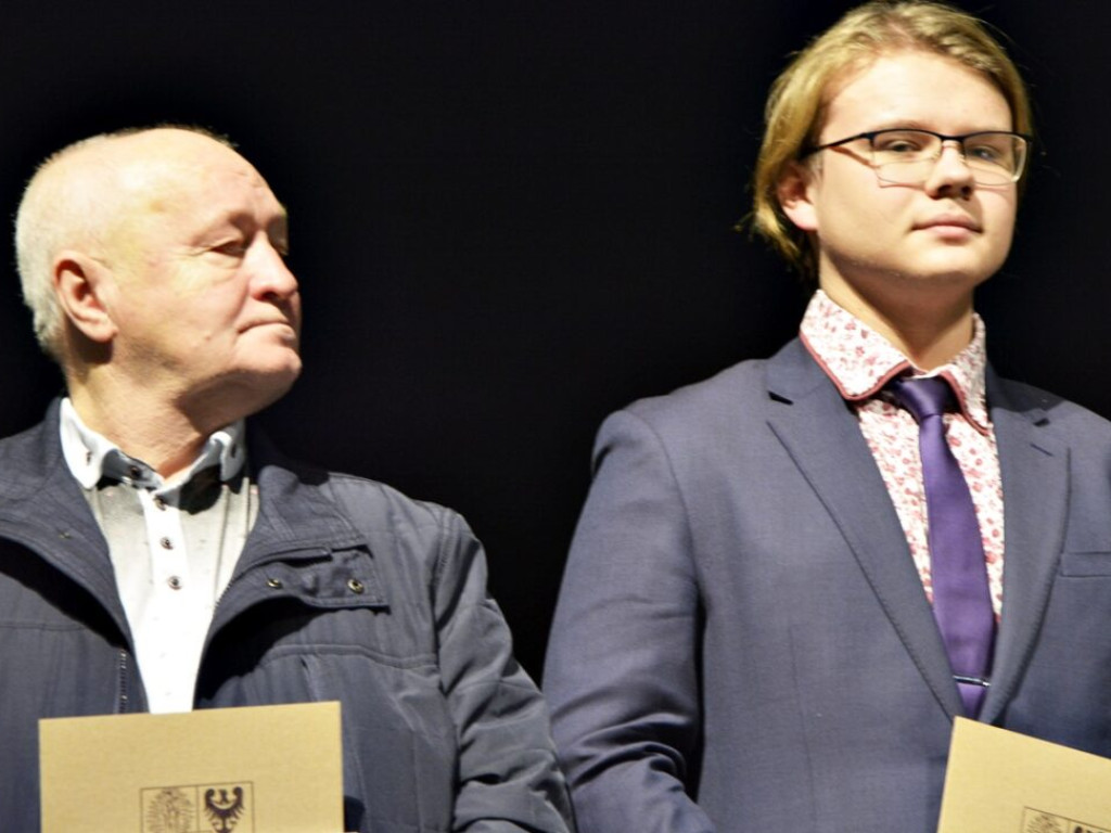 Najlepsi otrzymali stypendia. Uroczysta gala w teatrze [Zdjęcia]