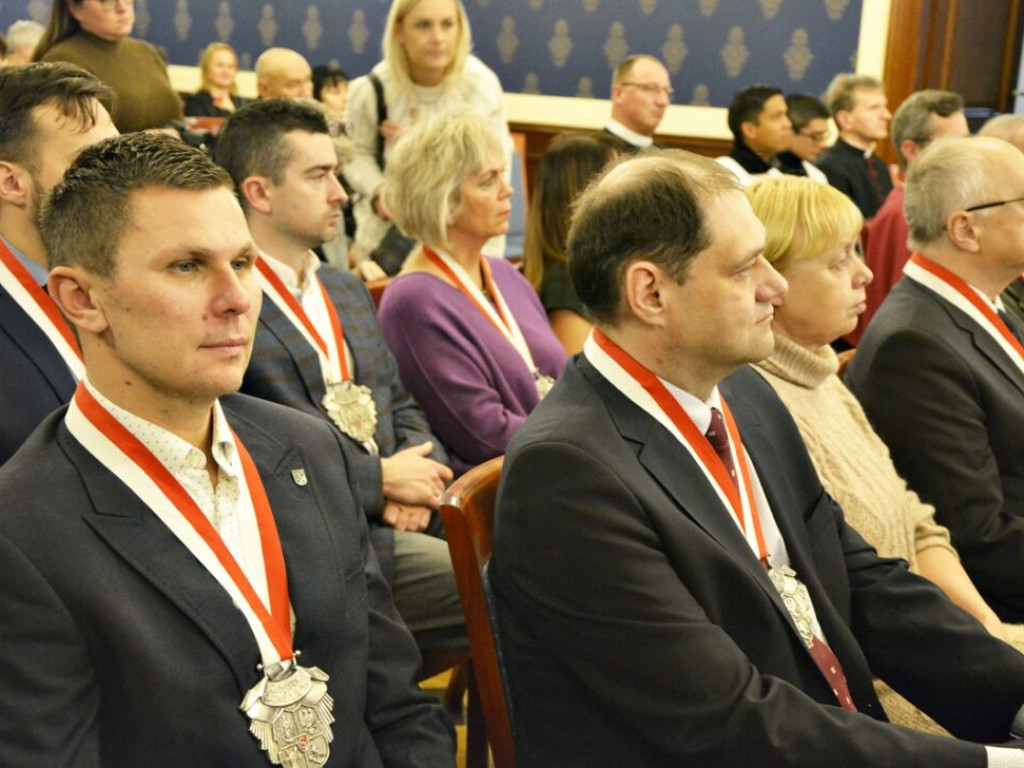 Głogów pod opieką św. Mikołaja. Dekret z Watykanu przekazany [Zdjęcia]