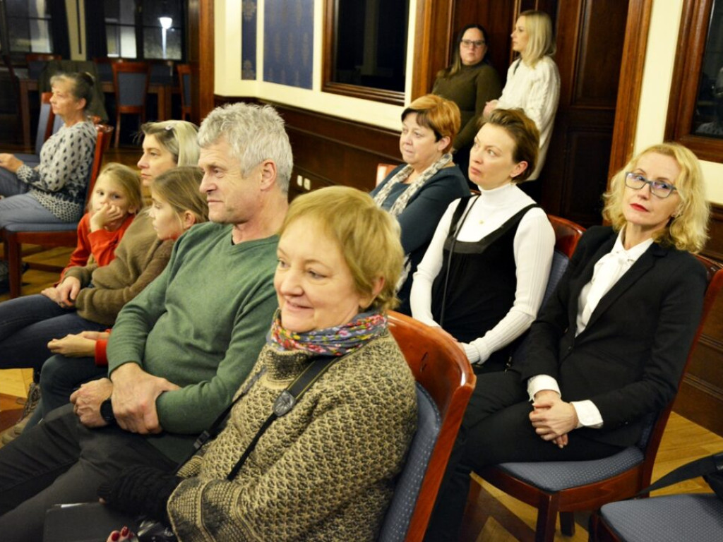 Głogów pod opieką św. Mikołaja. Dekret z Watykanu przekazany [Zdjęcia]
