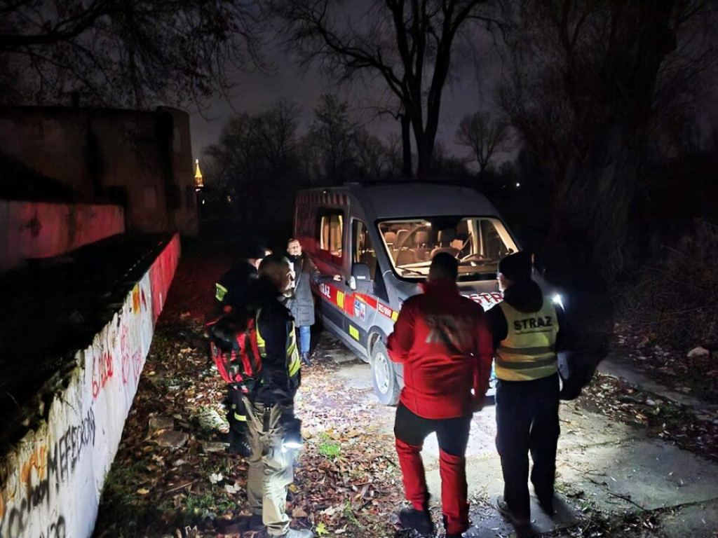 Ruszyli na pomoc osobom bezdomnym [Zdjęcia]