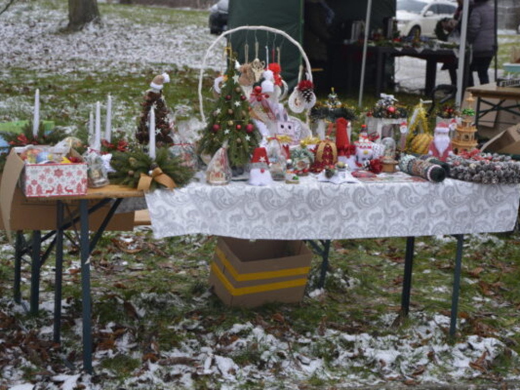 Jarmark Świąteczny w Gaworzycach [Zdjęcia]