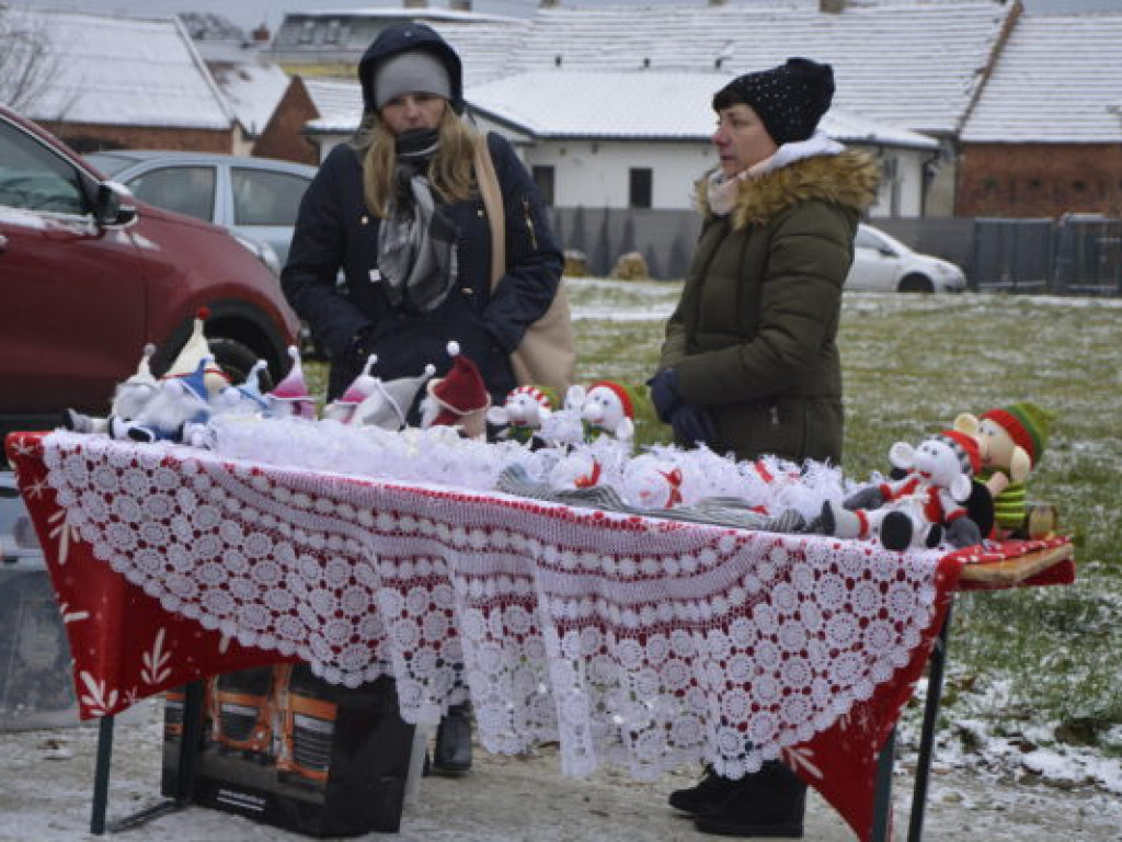 Jarmark Świąteczny w Gaworzycach [Zdjęcia]