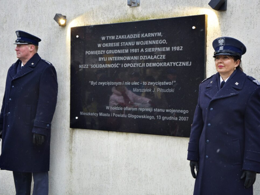 41. rocznica wprowadzenia stanu wojennego. Uroczystości w Głogowie [Zdjęcia]