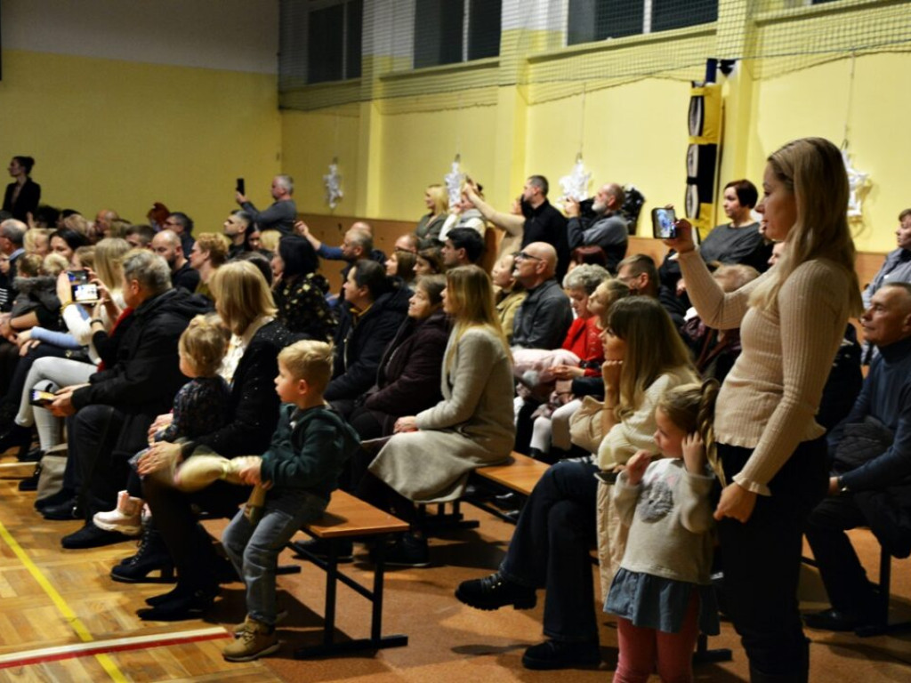 Co jest najważniejsze podczas świąt? Przypomnieli o tym uczniowie z 