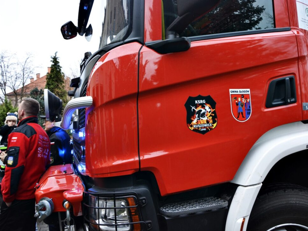 Paczka na święta - dla dzieciaka od strażaka [Zdjęcia]