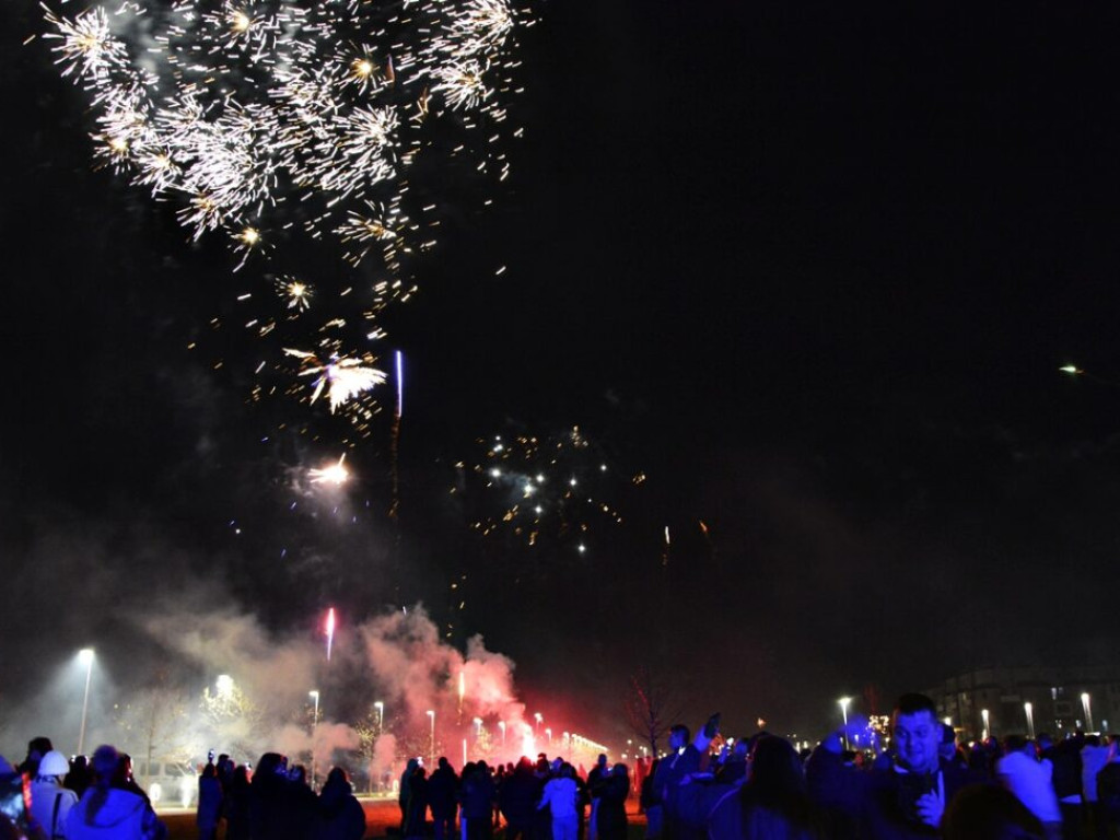 Nowy Rok 2023! Tak głogowianie bawili się na Bulwarze Nadodrzańskim [Zdjęcia]