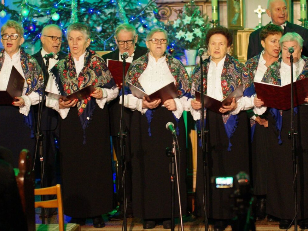 Kolędy i pastorałki w kościele w Rzeczycy