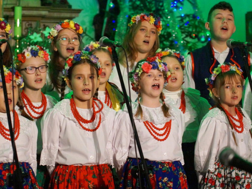 Kolędy i pastorałki w kościele w Rzeczycy