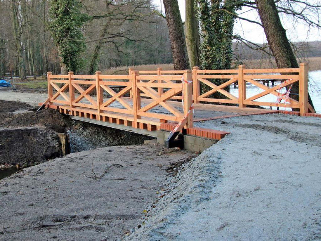 Park w Sławie pięknieje. Będzie służył turystom i mieszkańcom